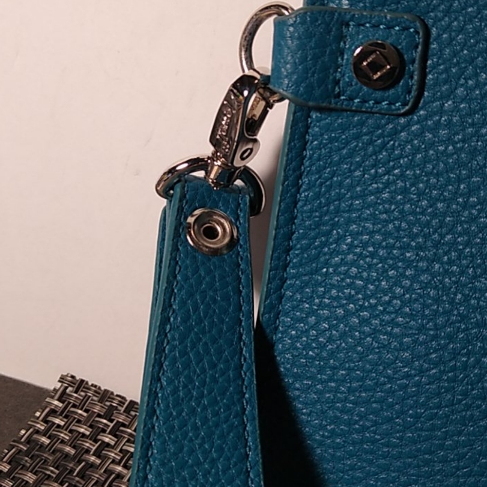 Jewell - Picture 4 of 7